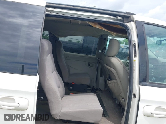 2005 Dodge Caravan SXT с VIN 2D4GP44L05R496990, выставлен на аукционе IAAI как лот 42661030 с пробегом 161 254 миль миль и . История ставок и продаж доступна на DreamBid. Изображение 8.