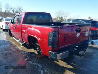 2007 GMC Sierra 1500 SLE1 with VIN 2GTEC19C471540952, listed as a IAAI auction lot 41387079 with 155,427 mi miles and . Bid and sale history available at DreamBid. Image 3.