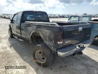 2006 Ford F-350 with VIN 1FTWX32Y66EB25977, listed as a Copart auction lot 44701095 with 111,763 mi miles and Salvage title. Bid and sale history available at DreamBid. Image 2.