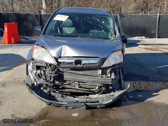 2007 Honda CR-V EX with VIN JHLRE48567C085583, listed as a IAAI auction lot 41509142 with 132,869 mi miles. Bid and sale history available at carsss.com. Image 13.