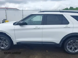 2022 Ford Explorer XLT z VIN 1FMSK7DHXNGB35329, wystawiony jako IAAI lot #42221442 z przebiegiem 56 655 mil mil oraz . Historia ofert i sprzedaży dostępna na DreamBid. Obrazek 14.