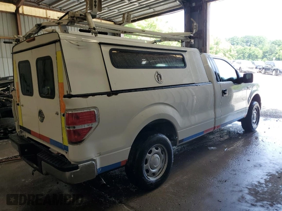 2013 Ford F-150 XL with VIN 1FTMF1EM7DKF33216, listed as a Copart auction lot 62517605 with 170,983 mi miles and Clean title. Bid and sale history available at DreamBid. Image 3.