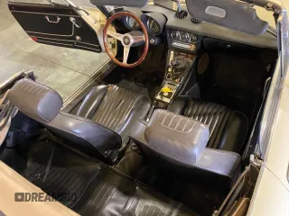 1973 Alfa Romeo Spider z VIN AR3041681, wystawiony jako Copart lot #53616295 z przebiegiem 20 513 mil mil oraz Czysty tytuł • Clean title. Historia ofert i sprzedaży dostępna na DreamBid. Obrazek 6.