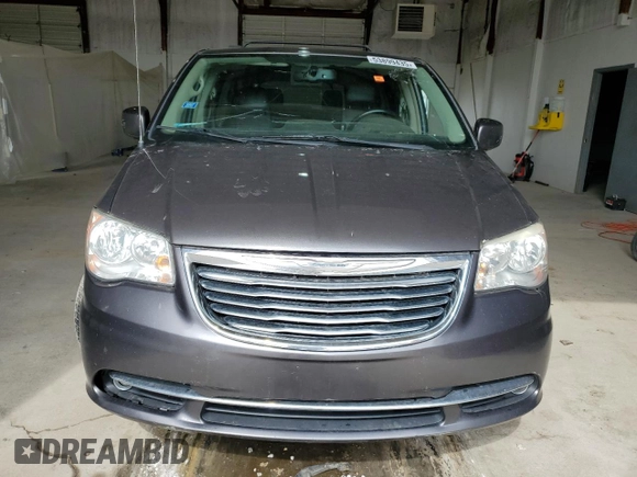 2015 Chrysler Town & Country Touring with VIN 2C4RC1BG9FR695897, listed as a Copart auction lot 53899435 with Not Provided miles and Clean Title. Bid and sale history available at DreamBid. Image 5.