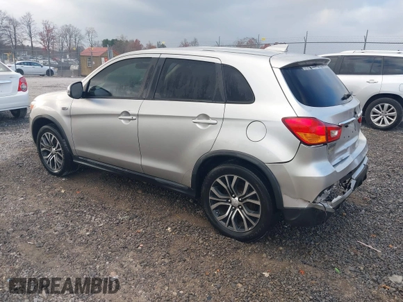 2018 Mitsubishi Outlander Sport ES 2.0 with VIN JA4AR3AU3JZ009201, listed as a IAAI auction lot 40804790 with 118,662 mi miles. Bid and sale history available at carsss.com. Image 3.