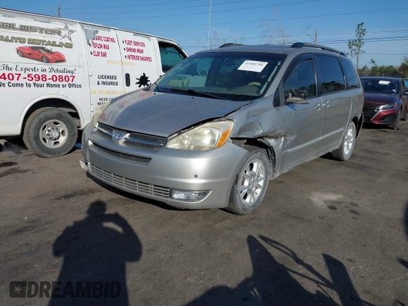 2004 Toyota Sienna XLE with VIN 5TDZA22C84S218262, listed as a IAAI auction lot 41585704 with 204,815 mi miles and . Bid and sale history available at DreamBid. Image 2.