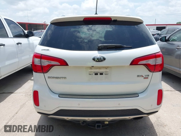 2014 Kia Sorento SX Limited with VIN 5XYKW4A74EG485464, listed as a IAAI auction lot 42546550 with 138,646 mi miles and . Bid and sale history available at DreamBid. Image 16.