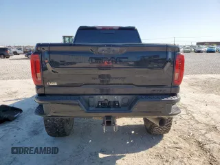 2020 GMC Sierra 3500HD AT4 z VIN 1GT49VEY7LF315026, wystawiony jako Copart lot #51613555 z przebiegiem 160 533 mil mil oraz Szkoda całkowita • Salvage title. Historia ofert i sprzedaży dostępna na DreamBid. Obrazek 6.