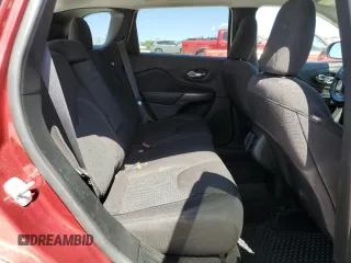 2019 Jeep Cherokee Latitude with VIN 1C4PJLCB7KD205885, listed as a Copart auction lot 58077555 with 188,034 mi miles and Salvage title. Bid and sale history available at DreamBid. Image 11.