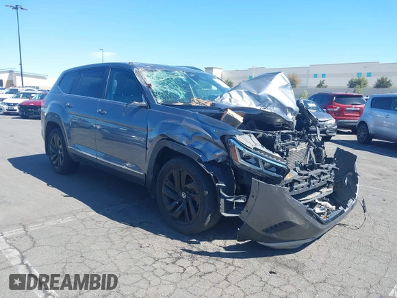 2021 Volkswagen Atlas SEL с VIN 1V2BR2CA2MC520525, выставлен на аукционе IAAI как лот 41398262 с пробегом 48 107 миль миль и . История ставок и продаж доступна на DreamBid. Изображение 1.