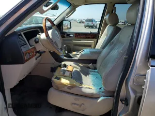 2003 Lincoln Navigator Ultimate with VIN 5LMFU27R93LJ35276, listed as a Copart auction lot 73042634 with 182,613 mi miles and Salvage Title. Bid and sale history available at carsss.com. Image 7.