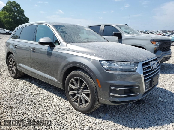 2017 Audi Q7 Premium Plus with VIN WA1LAAF74HD009710, listed as a Copart auction lot 62352705 with 153,865 mi miles and Clean title. Bid and sale history available at DreamBid. Image 4.