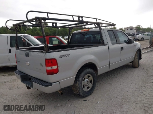 2006 Ford F-150 STX с VIN 1FTRX12W96KD80575, выставлен на аукционе IAAI как лот 42342553 с пробегом 225 900 миль миль и . История ставок и продаж доступна на DreamBid. Изображение 4.