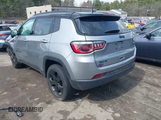 2020 Jeep Compass Latitude with VIN 3C4NJDBB1LT127856, listed as a IAAI auction lot 41867905 with 90,468 mi miles. Bid and sale history available at carsss.com. Image 3.