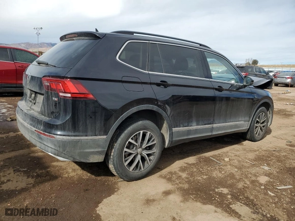 2018 Volkswagen Tiguan SEL with VIN 3VV3B7AX3JM207073, listed as a Copart auction lot 45223345 with 91,372 mi miles and Salvage Title. Bid and sale history available at carsss.com. Image 3.