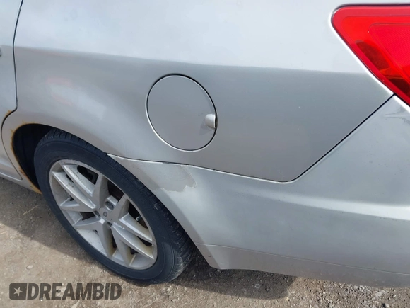 2009 Lincoln MKZ with VIN 3LNHM26T59R618265, listed as a IAAI auction lot 41908273 with 121,340 mi miles and . Bid and sale history available at DreamBid. Image 14.