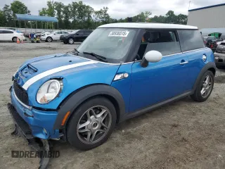 2009 MINI Hardtop S с VIN WMWMF73539TW84728, выставлен на аукционе Copart как лот 58936515 с пробегом 79 924 миль миль и Списание • Salvage title. История ставок и продаж доступна на DreamBid. Изображение 1.