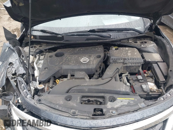 2015 Nissan Altima 2.5 S with VIN 1N4AL3AP2FN351860, listed as a IAAI auction lot 41844963 with 173,046 mi miles. Bid and sale history available at carsss.com. Image 10.