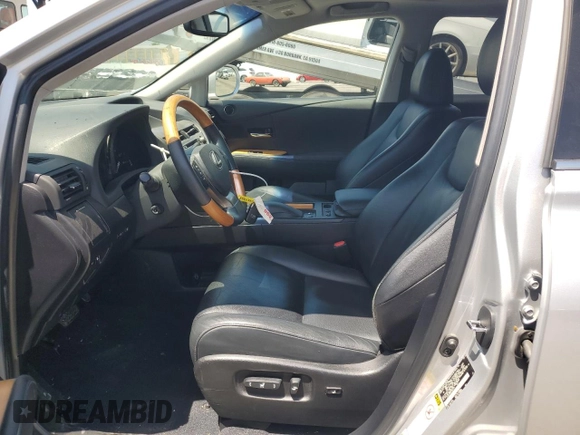 2015 Lexus RX 450h z VIN 2T2ZB1BA5FC001331, wystawiony jako Copart lot #57284795 z przebiegiem 62 660 mil mil oraz Szkoda całkowita • Salvage title. Historia ofert i sprzedaży dostępna na DreamBid. Obrazek 7.