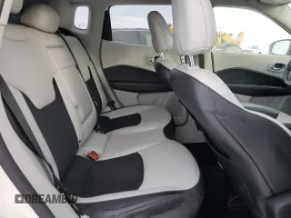 2019 Jeep Compass Latitude с VIN 3C4NJDBB7KT695401, выставлен на аукционе Copart как лот 87839655 с пробегом 121 437 миль миль и Списание • Salvage title. История ставок и продаж доступна на DreamBid. Изображение 11.