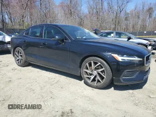 2019 Volvo S60 Momentum with VIN 7JR102FKXKG005713, listed as a Copart auction lot 49808125 with 52,246 mi miles and Salvage Title. Bid and sale history available at carsss.com. Image 4.
