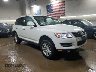 2008 Volkswagen Touareg V6 с VIN WVGBE77L18D001404, выставлен на аукционе Copart как лот 51045355 с пробегом 120 082 миль миль и Списание • Salvage title. История ставок и продаж доступна на DreamBid. Изображение 4.