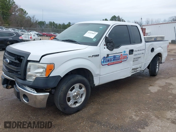 2014 Ford F-150 XL with VIN 1FTFX1CFXEFC62401, listed as a IAAI auction lot 41525607 with 138,459 mi miles. Bid and sale history available at carsss.com. Image 18.