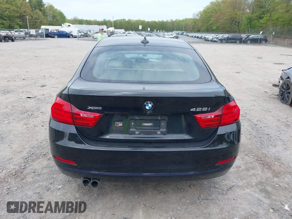 2016 BMW 4 Series 428i xDrive z VIN WBA4C9C51GG139038, wystawiony jako IAAI lot #42247629 z przebiegiem 48 388 mil mil oraz . Historia ofert i sprzedaży dostępna na DreamBid. Obrazek 16.