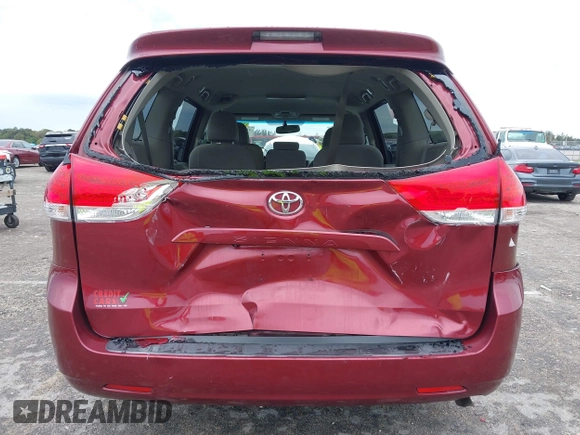 2012 Toyota Sienna LE AAS with VIN 5TDKK3DC2CS193746, listed as a IAAI auction lot 41656325 with 170,049 mi miles. Bid and sale history available at carsss.com. Image 6.