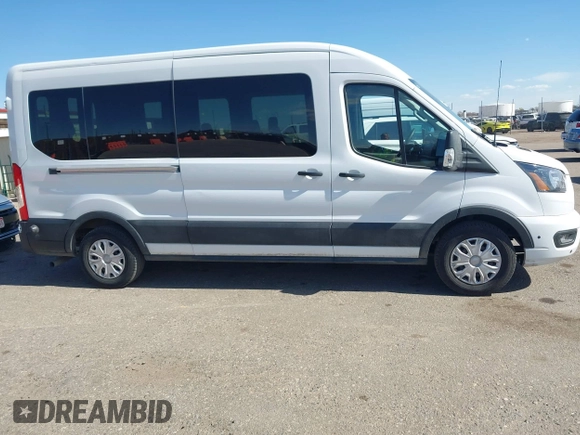 2024 Ford Transit Passenger XL with VIN 1FBAX2C8XRKA52531, listed as a IAAI auction lot 41788665 with 14,070 mi miles and . Bid and sale history available at carsss.com. Image 13.
