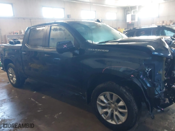 2021 Chevrolet Silverado 1500 Custom with VIN 3GCPYBEKXMG240607, listed as a IAAI auction lot 41838665 with 27,536 mi miles. Bid and sale history available at carsss.com. Image 13.