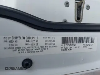 2011 Chrysler 300 Limited with VIN 2C3CA5CG8BH578348, listed as a IAAI auction lot 41925514 with 214,778 mi miles. Bid and sale history available at carsss.com. Image 9.