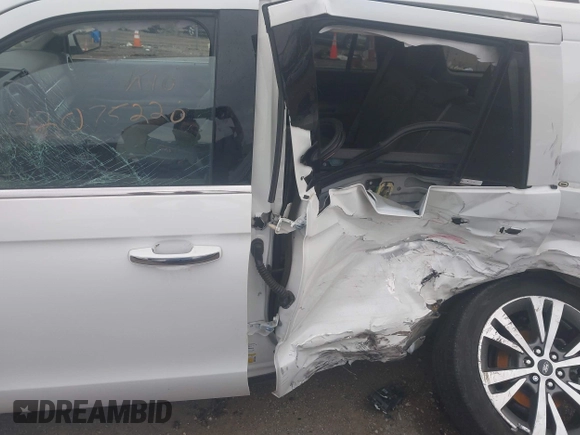 2020 Ford Expedition Limited с VIN 1FMJU2AT6LEA43192, выставлен на аукционе IAAI как лот 42075226 с пробегом Не указан миль и . История ставок и продаж доступна на DreamBid. Изображение 15.
