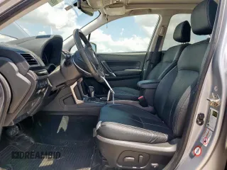2017 Subaru Forester Touring z VIN JF2SJAWC0HH566901, wystawiony jako Copart lot #60681315 z przebiegiem 70 062 mil mil oraz Szkoda całkowita • Salvage title. Historia ofert i sprzedaży dostępna na DreamBid. Obrazek 7.