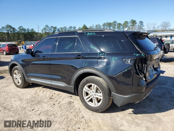 2023 Ford Explorer XLT with VIN 1FMSK8DHXPGA83337, listed as a Copart auction lot 45030485 with 11,833 mi miles and Salvage Title. Bid and sale history available at DreamBid. Image 2.