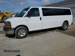2017 Chevrolet Express Passenger LT z VIN 1GAZGPFG8H1114522, wystawiony jako Copart lot #54145355 z przebiegiem 111 983 mil mil oraz Czysty tytuł • Clean title. Historia ofert i sprzedaży dostępna na DreamBid. Obrazek 1.