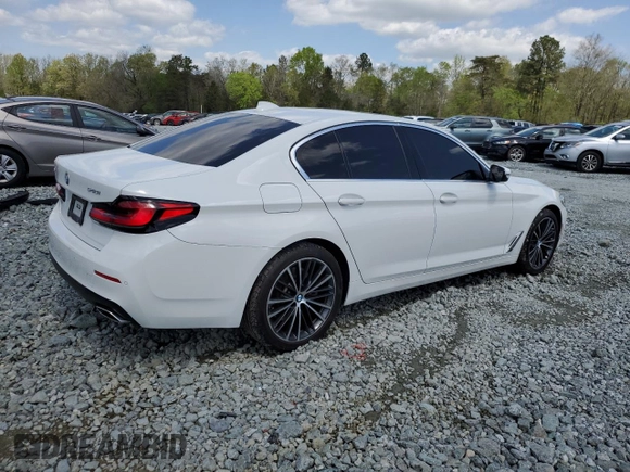 2022 BMW 5 Series 540i xDrive with VIN WBA73BJ06NWX59060, listed as a Copart auction lot 52142645 with 33,678 mi miles and Salvage title. Bid and sale history available at DreamBid. Image 3.