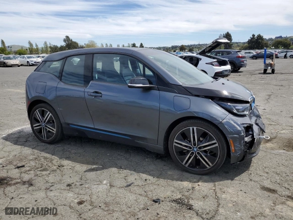2017 BMW i3 with VIN WBY1Z8C38HV893417, listed as a Copart auction lot 53063865 with 28,910 mi miles and Salvage Title. Bid and sale history available at carsss.com. Image 4.
