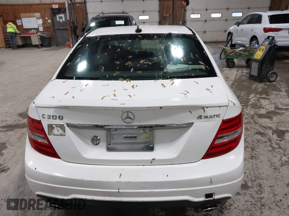 2013 Mercedes-Benz C 300 Sport with VIN WDDGF8AB3DR288728, listed as a IAAI auction lot 42242764 with 66,921 mi miles and . Bid and sale history available at DreamBid. Image 16.