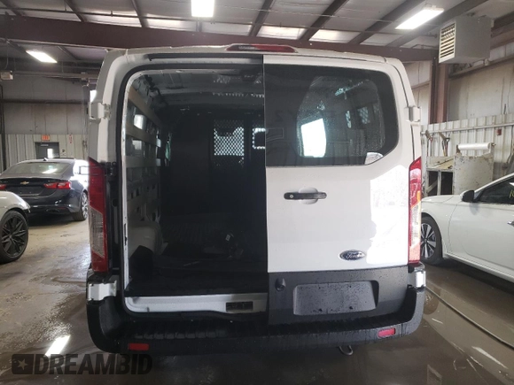 2024 Ford Transit Cargo with VIN 1FTBR1Y82RKA40676, listed as a Copart auction lot 73246064 with 1,430 mi miles and Clean Title. Bid and sale history available at DreamBid. Image 6.