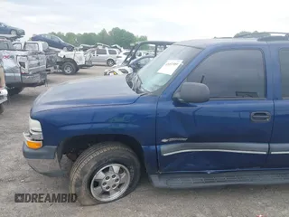 2002 Chevrolet Tahoe LS с VIN 1GNEC13Z12R178048, выставлен на аукционе IAAI как лот 42051509 с пробегом Не указан миль и . История ставок и продаж доступна на DreamBid. Изображение 6.