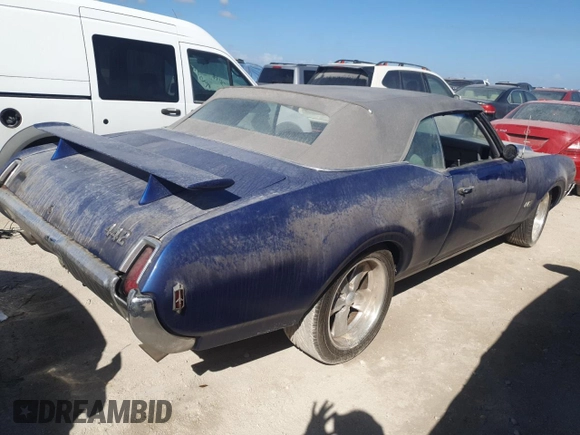 1969 Oldsmobile Cutlass with VIN 336679M283424, listed as a Copart auction lot 76592194 with Not Provided miles and Salvage Title. Bid and sale history available at DreamBid. Image 3.