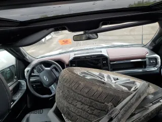 2023 Ford F-150 XL с VIN 1FTEW1EP4PKE01890, выставлен на аукционе Copart как лот 57389435 с пробегом Не указан миль и На запчасти • Non repairable. История ставок и продаж доступна на DreamBid. Изображение 9.