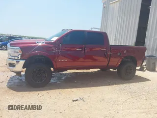 2022 Ram 2500 Laramie с VIN 3C6UR5FL7NG305818, выставлен на аукционе IAAI как лот 42291195 с пробегом 59 548 миль миль и . История ставок и продаж доступна на DreamBid. Изображение 14.