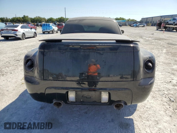 2005 Chevrolet SSR LS z VIN 1GCES14H45B115377, wystawiony jako Copart lot #48899155 z przebiegiem Nie podano mil oraz Szkoda całkowita • Salvage title. Historia ofert i sprzedaży dostępna na DreamBid. Obrazek 6.