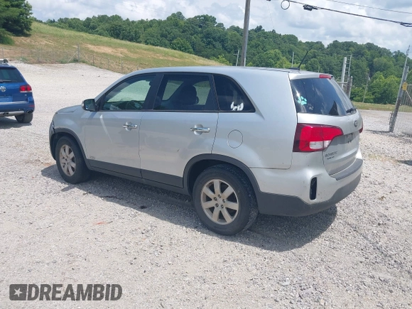 2015 Kia Sorento LX with VIN 5XYKTCA62FG568967, listed as a IAAI auction lot 42689942 with 215,430 mi miles and . Bid and sale history available at DreamBid. Image 3.