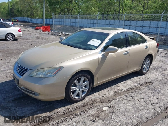 2008 Lexus ES 350 with VIN JTHBJ46G182238679, listed as a IAAI auction lot 41995138 with 135,800 mi miles. Bid and sale history available at carsss.com. Image 2.