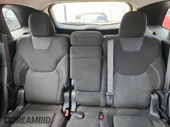 2017 Jeep Cherokee Latitude с VIN 1C4PJMCB5HW501880, выставлен на аукционе Copart как лот 62680875 с пробегом 185 491 миль миль и На запчасти • Non repairable. История ставок и продаж доступна на DreamBid. Изображение 10.