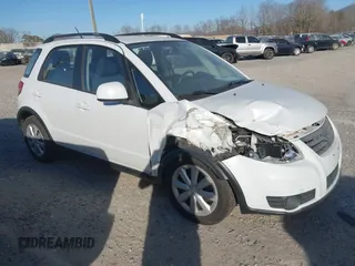 2013 Suzuki SX4 Crossover with VIN JS2YB5A39D6101193, listed as a IAAI auction lot 41675796 with 87,459 mi miles. Bid and sale history available at carsss.com. Image 1.