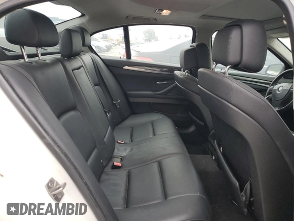 2013 BMW 5 Series 528i with VIN WBAXG5C59DDY30552, listed as a Copart auction lot 50823045 with 224,398 mi miles and Clean Title. Bid and sale history available at carsss.com. Image 10.